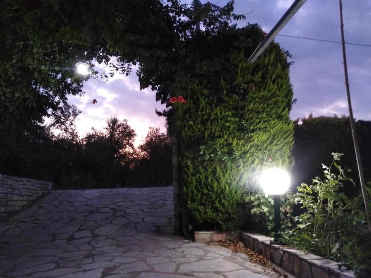 Golden Sea Villa Kalamata Exterior photo